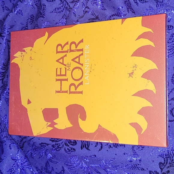 🍂Loot Crate Game of Thrones House Sigil: Lannister canvas wall print - Picture 6 of 16